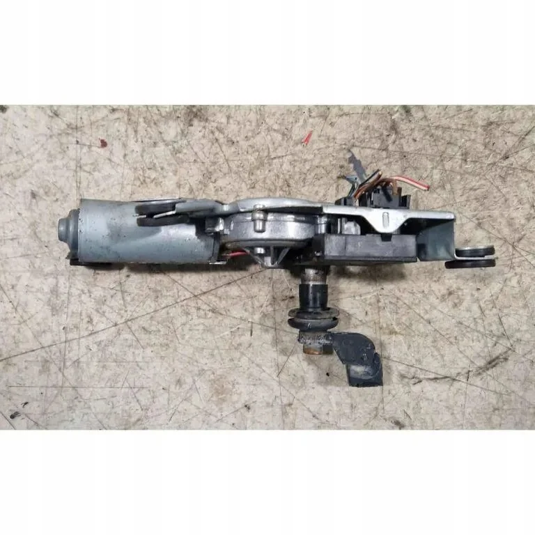 BMW X3 E83 Heckscheibenwischer Motor 0390201824 image 3
