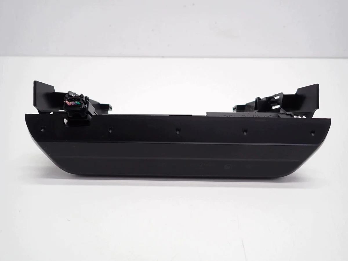 Sensor de Lluvia Mazda CX-30 DGH9-67Z33 Usado