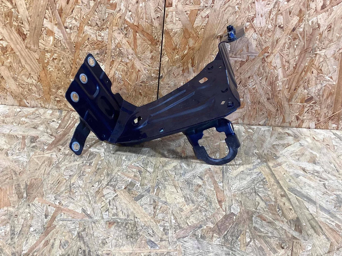 Porsche Cayenne 92A Scheinwerferhalterung PAB821131GRV