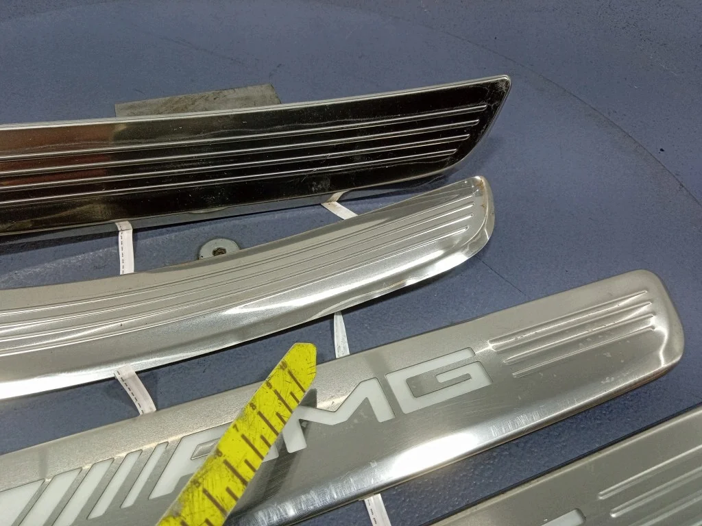 Mercedes AMG GT 4-Türer W290 Schwellerleisten LED image 3