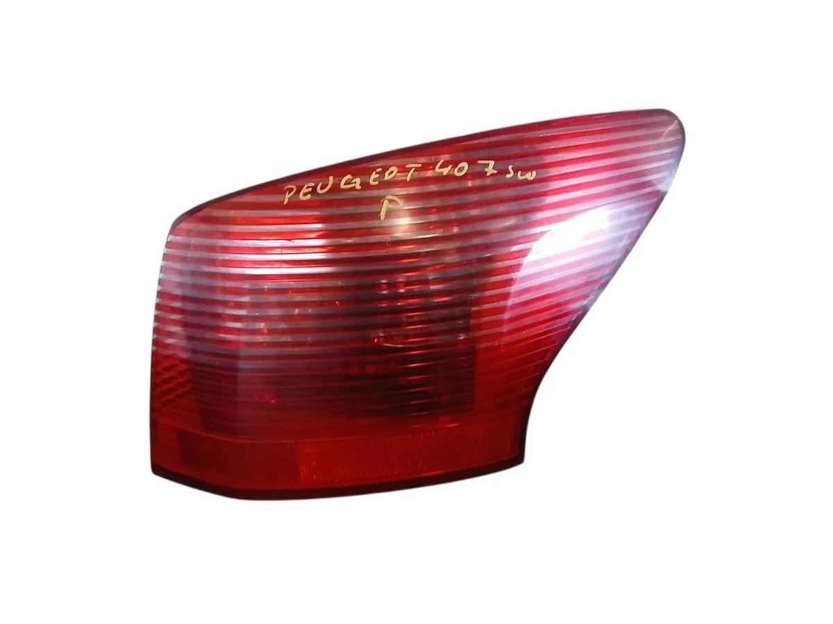 Lampada Posteriore Destra Peugeot 407 SW KAO3906