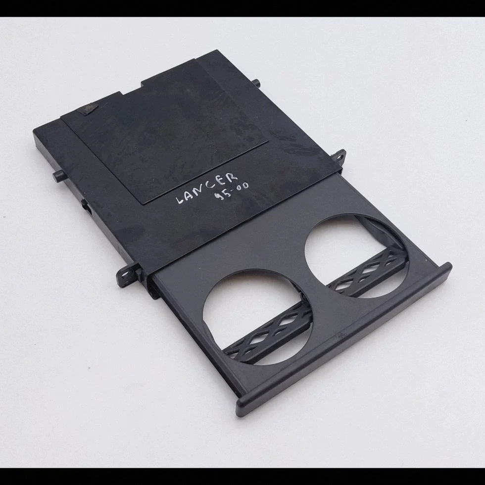 Porta-copos Mitsubishi Lancer Usado MB869860 image 4