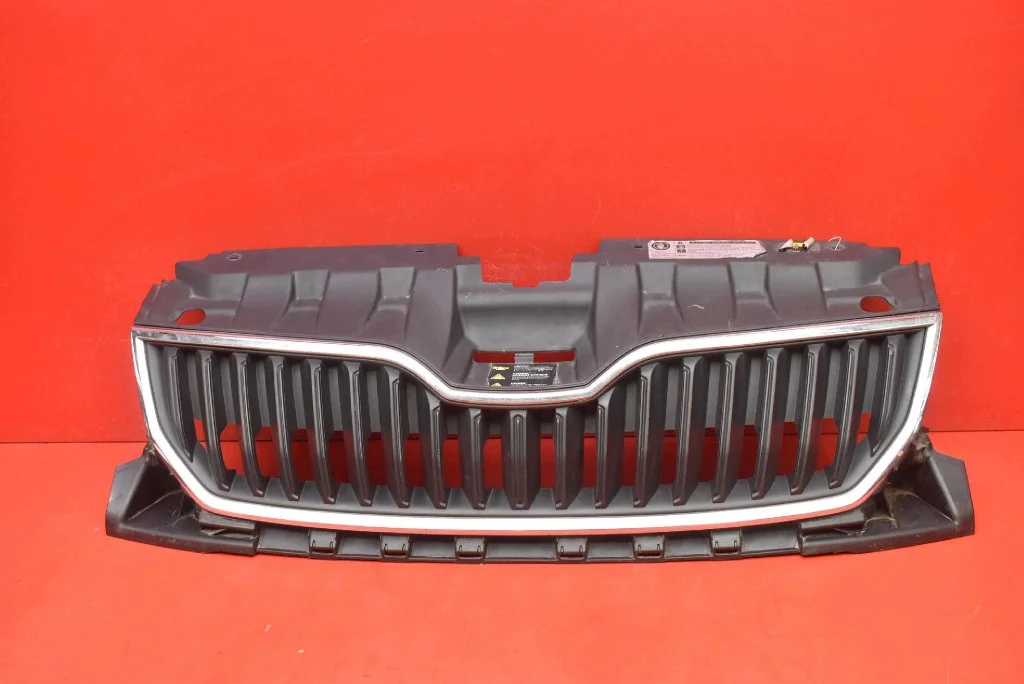 Grille Skoda Fabia 3 NJ 6V0853653 Gebruikt