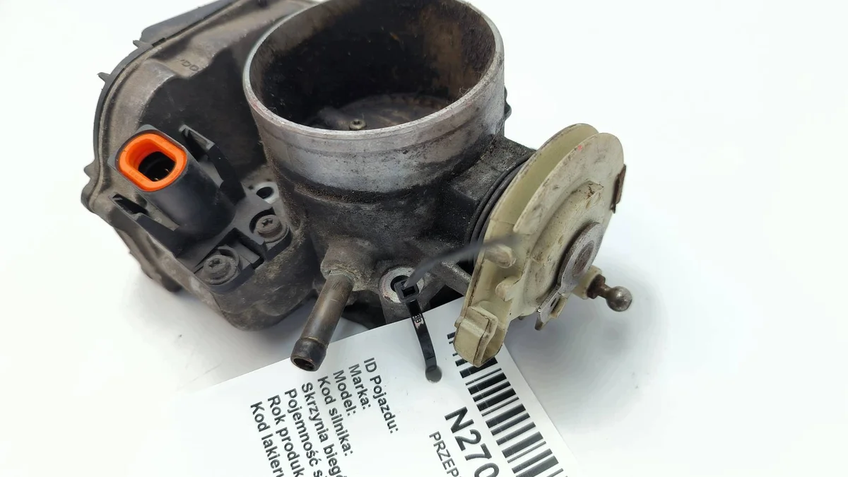 Corpo Farfallato Audi A6 C5 078133063AB image 3