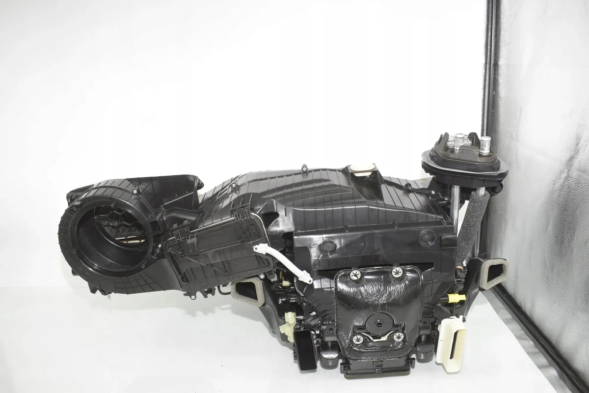 Heizungsaggregat BMW 5 G30 G31 G38 9361722 image 4