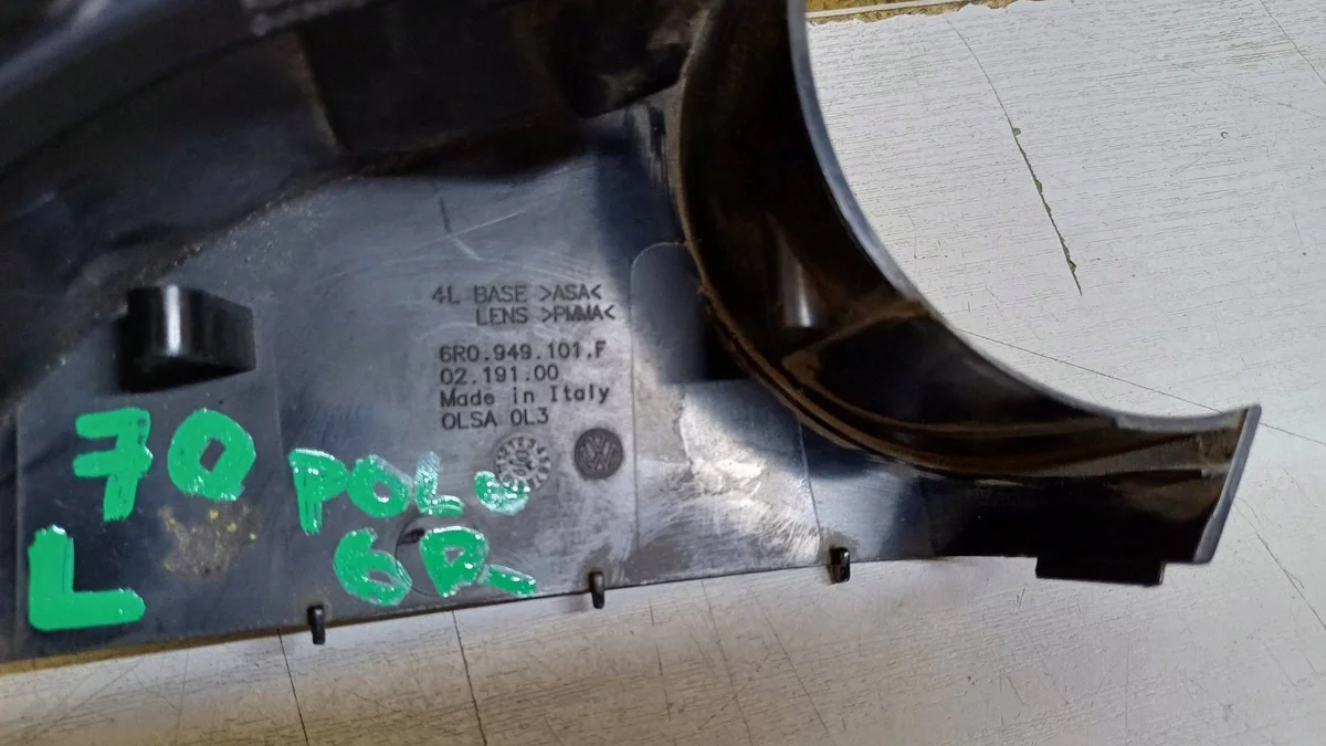 Intermitente LED Espejo VW Polo 6R0949101F image 4