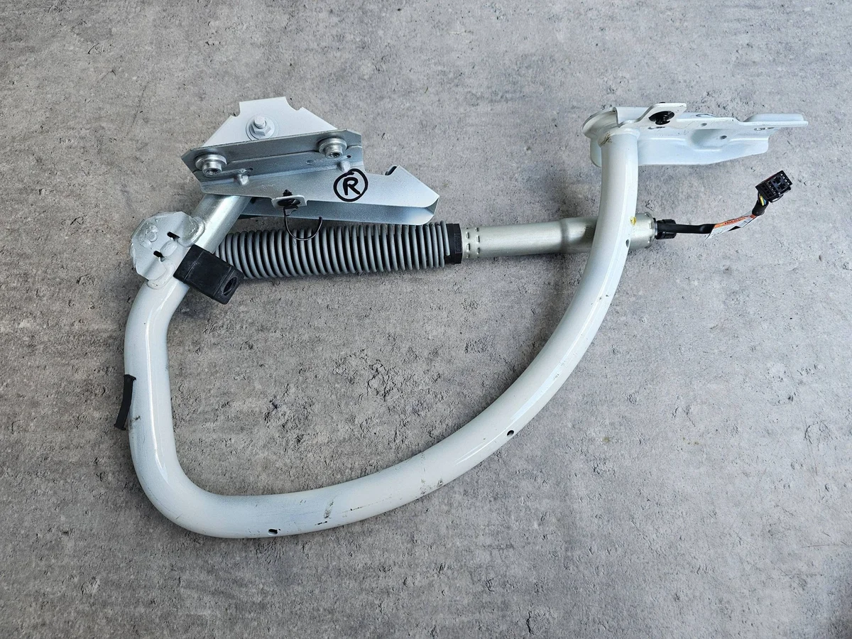 Maserati Granturismo Trunk Hinge Right Used