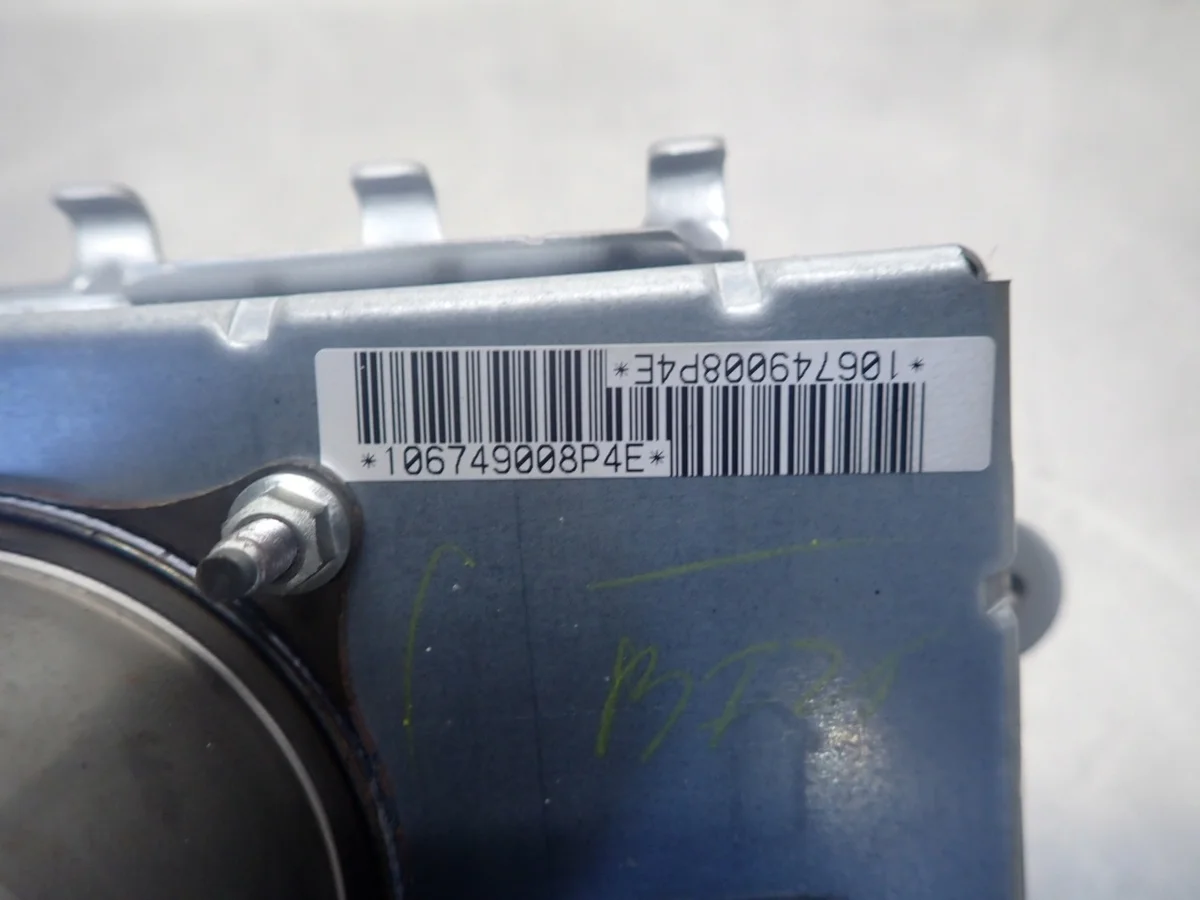 Suzuki OE 73920-79J00 Coussin Passager image 4