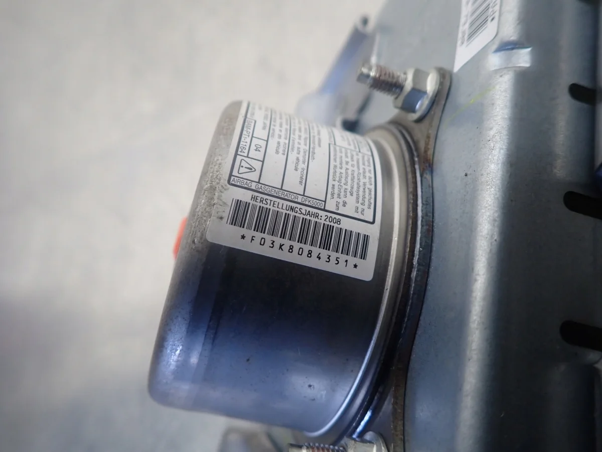 Suzuki OE 73920-79J00 Coussin Passager image 5