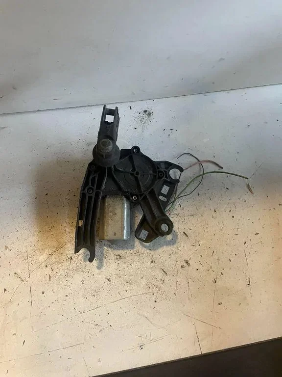 Bakrutetorkarmotor Peugeot Rifter/Berlingo 9685138780