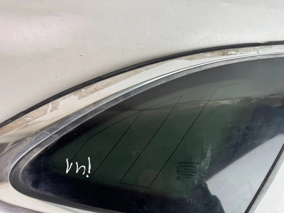 Jaguar F-Pace Rear Right Side Window DLK50596 image 3