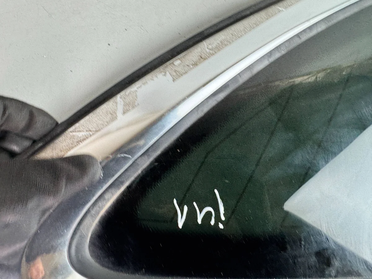 Jaguar F-Pace Rear Right Side Window DLK50596 image 6