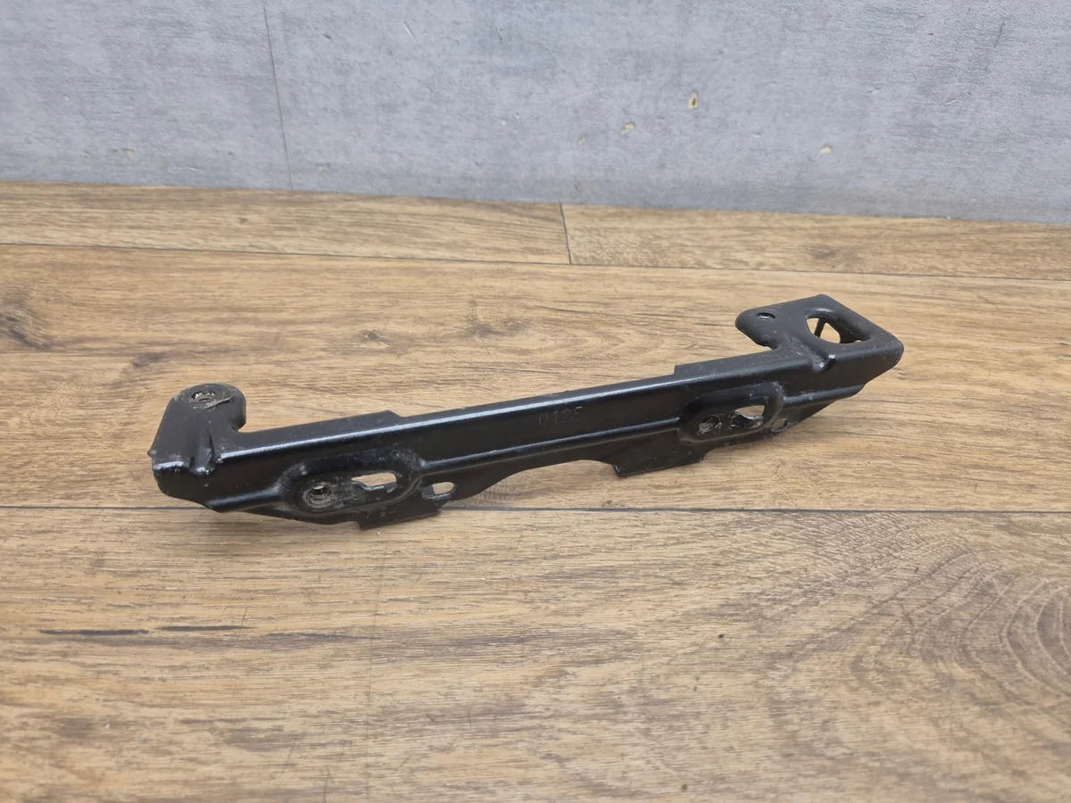 BMW F20 F30 F31 F32 F36 Supporto Radiatore Destro