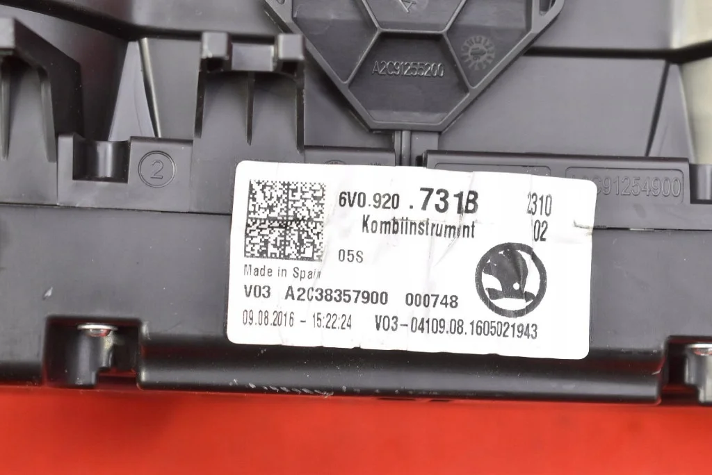 Kombiinstrument Skoda Fabia III 6V0920731B gebraucht image 10