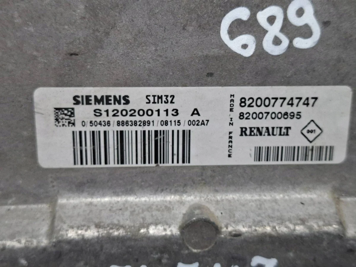 Engine Control Unit for Renault Twingo II 1.2 i image 5