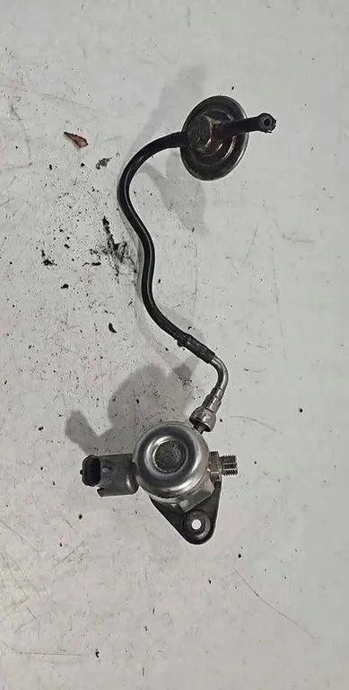 Polttoainepumppu Ford Fiesta VI 1.0L 92kW
