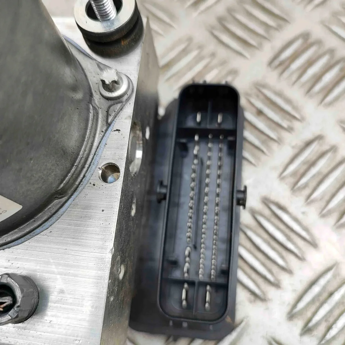 ABS-pump Opel Astra L (O5) 9835100780 image 10