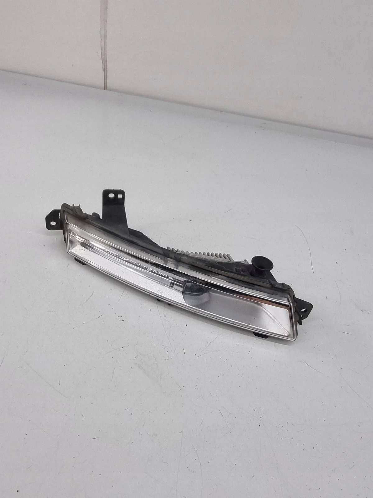 Jaguar XE HK8315201AB Lanterna Nevoeiro Esquerda
