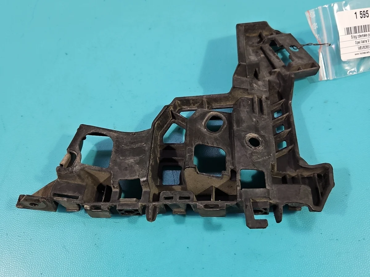 Soporte Parachoques Opel Astra V K Derecho Usado image 4