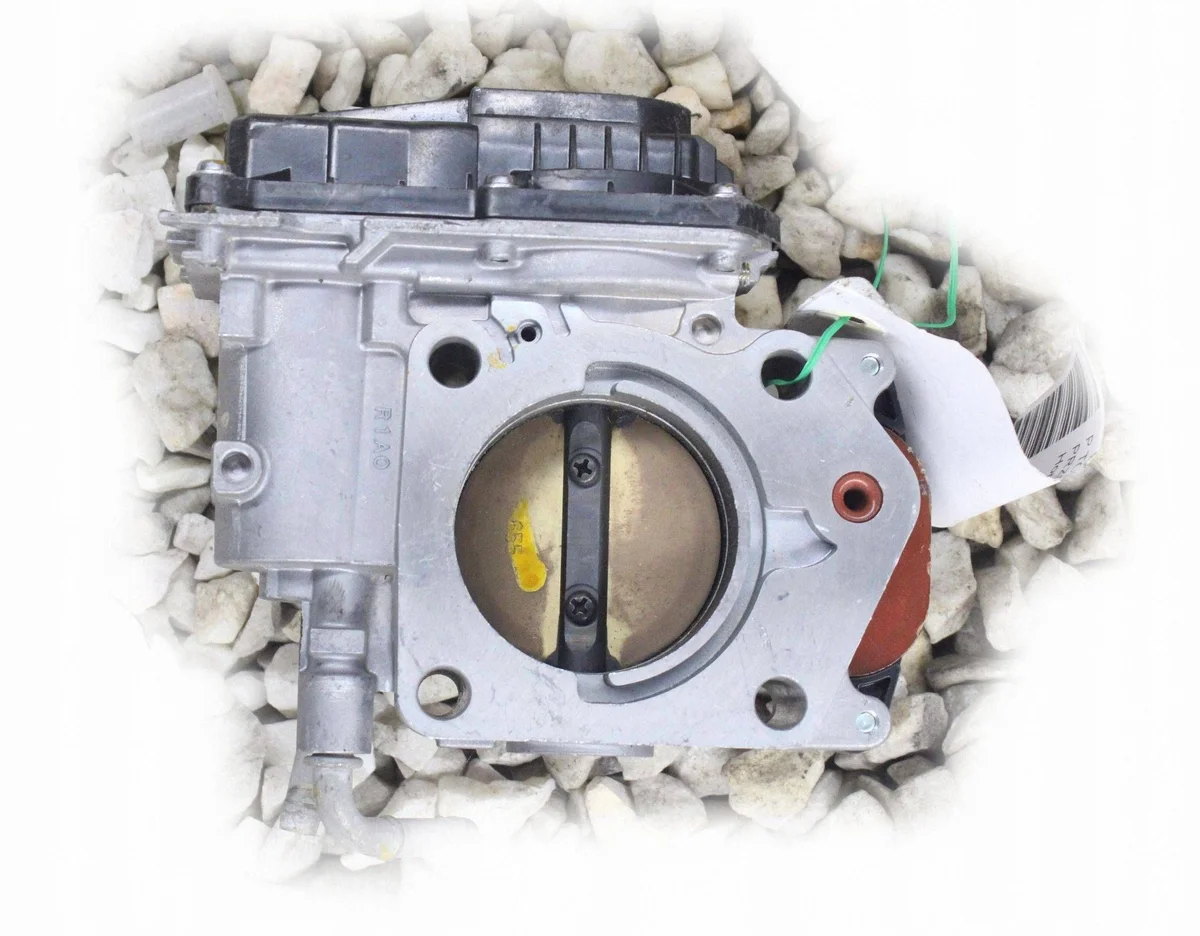 Honda GMF3A Spjällhus - Begagnad image 3