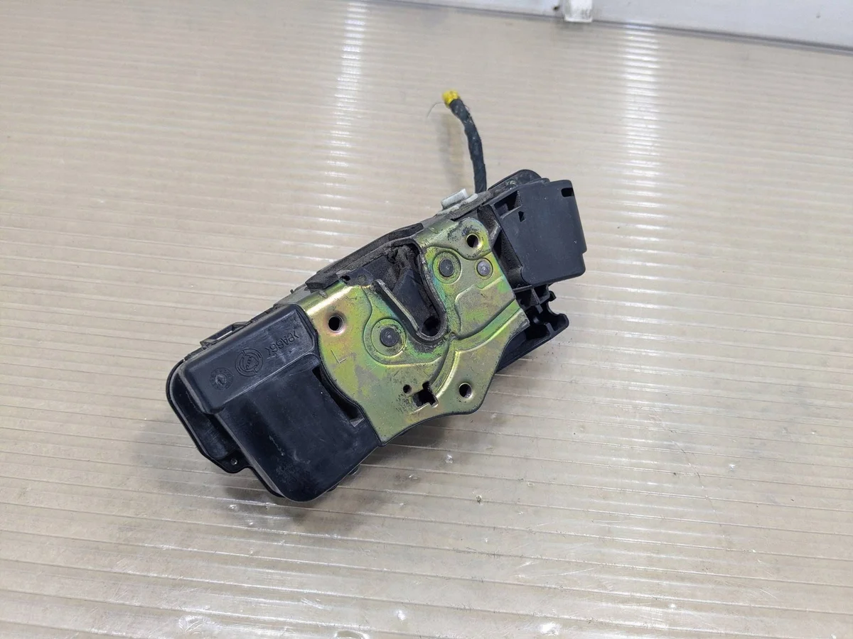 Fiat Stilo Rear Left Door Lock 46786832 image 3