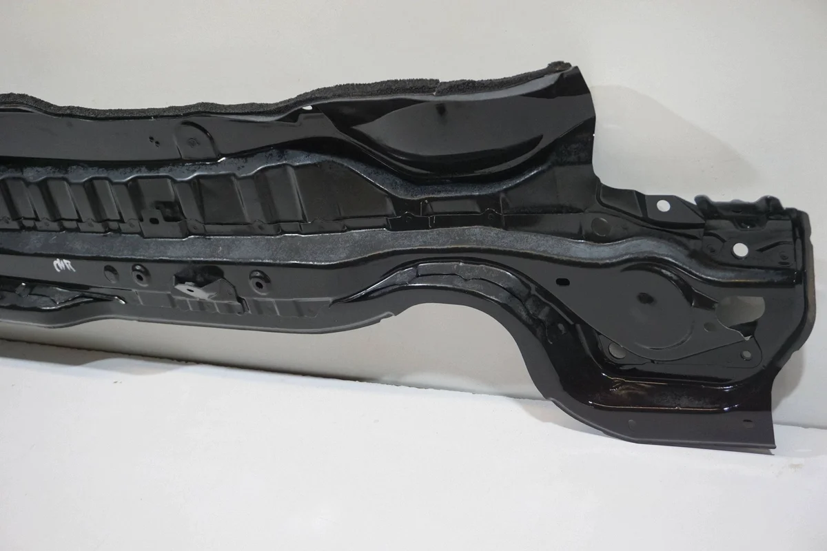 Toyota C-HR II Windshield Cowl DKJ3345 image 4