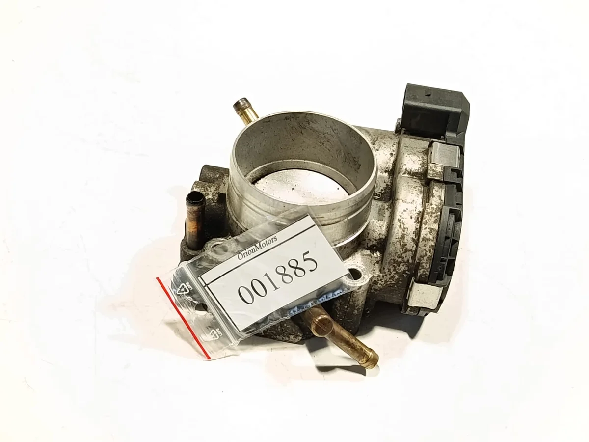 Audi A3 1.6 8V MPI Drosselklappe 06A133062D image 6