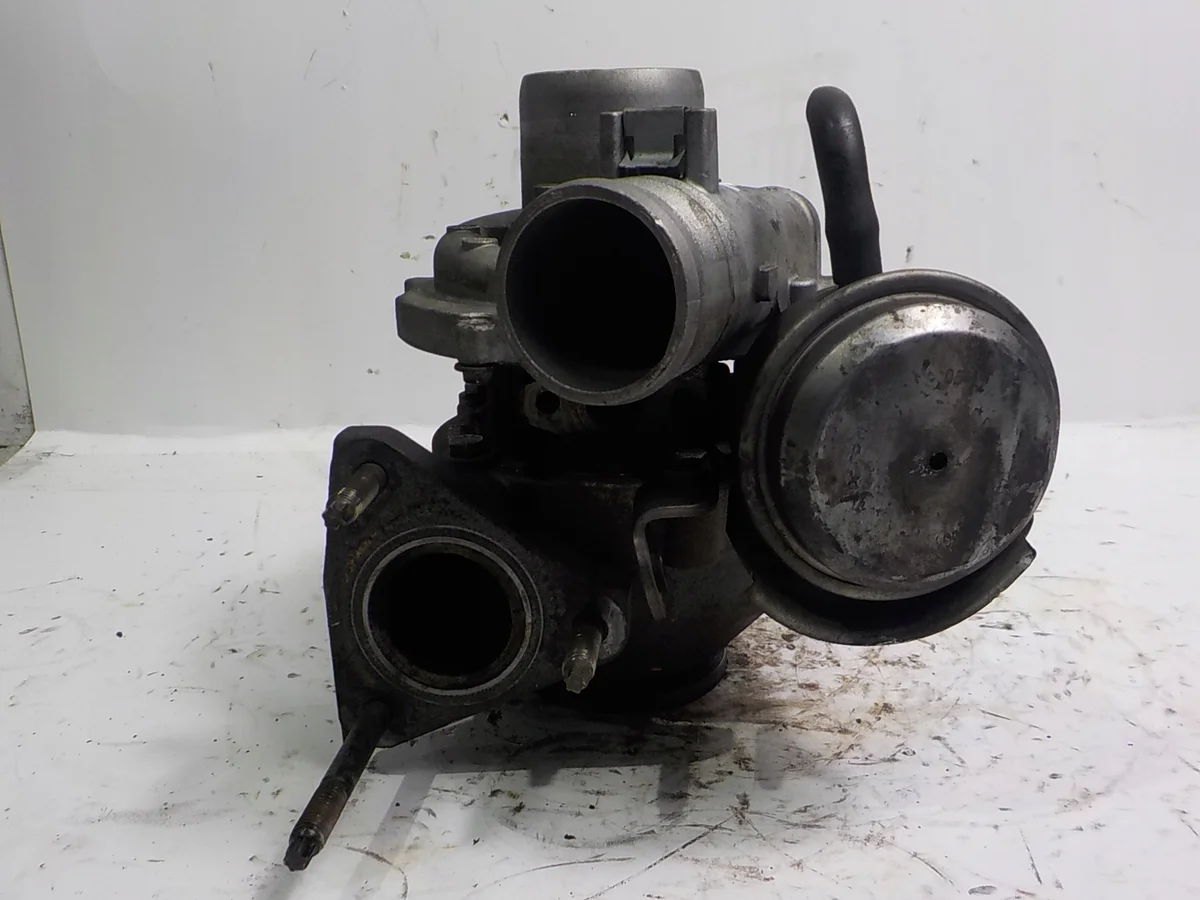 Renault Scenic II Turbolader H8200398585 image 4