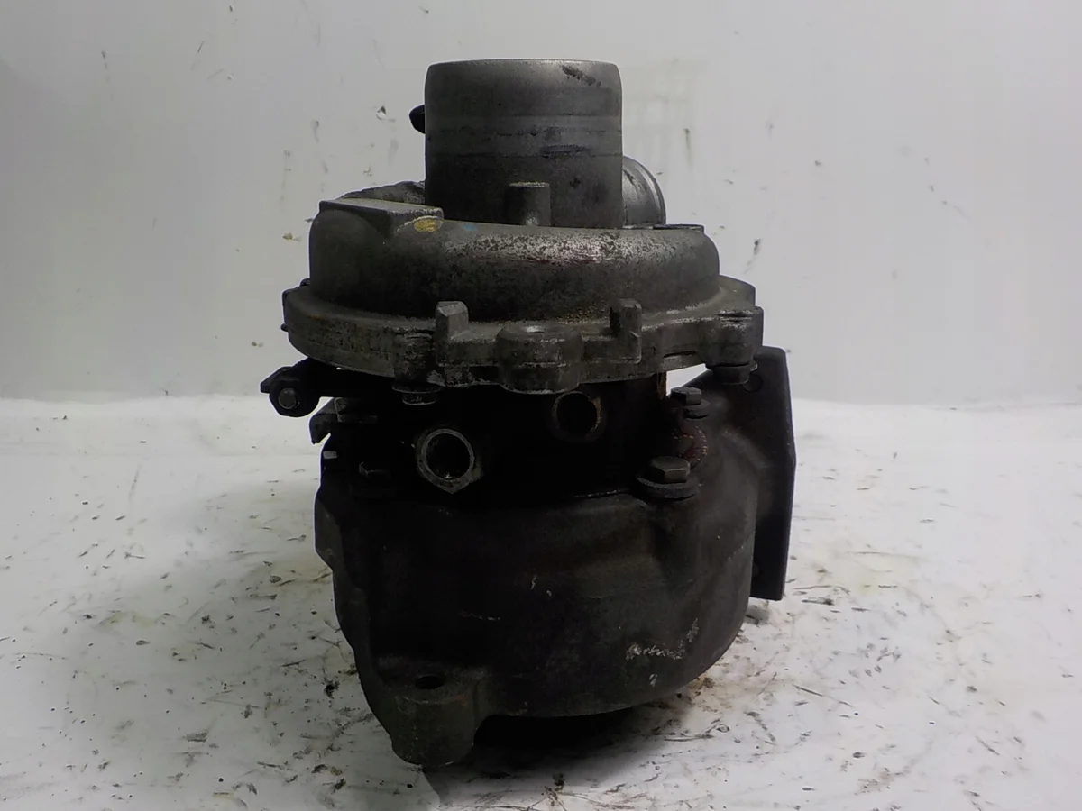 Renault Scenic II Turbolader H8200398585 image 6