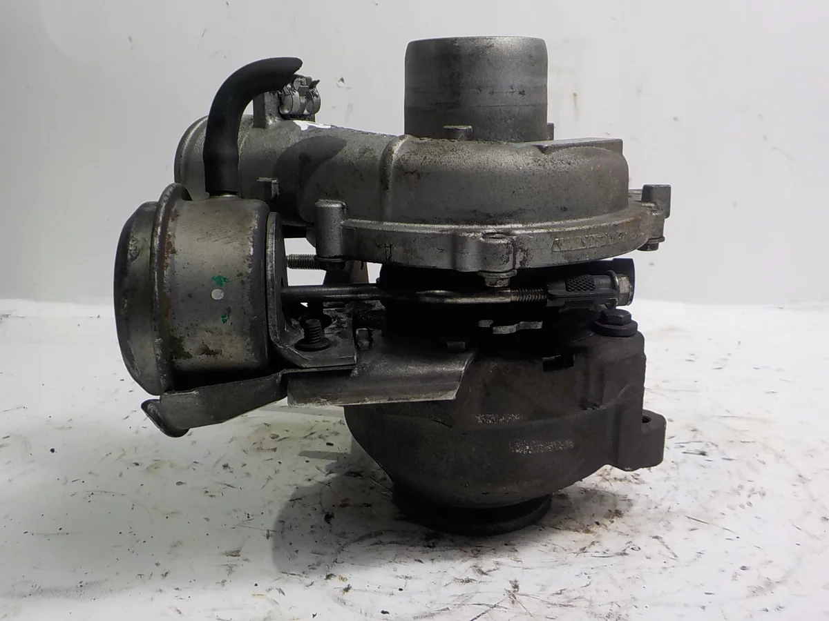 Renault Scenic II Turbolader H8200398585 image 7