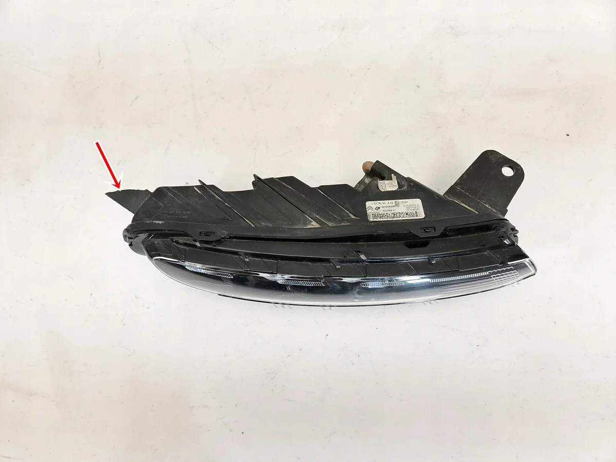 Phare LED Droit Citroen C3 III 9823312980 image 4