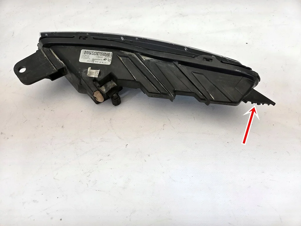 Phare LED Droit Citroen C3 III 9823312980 image 5