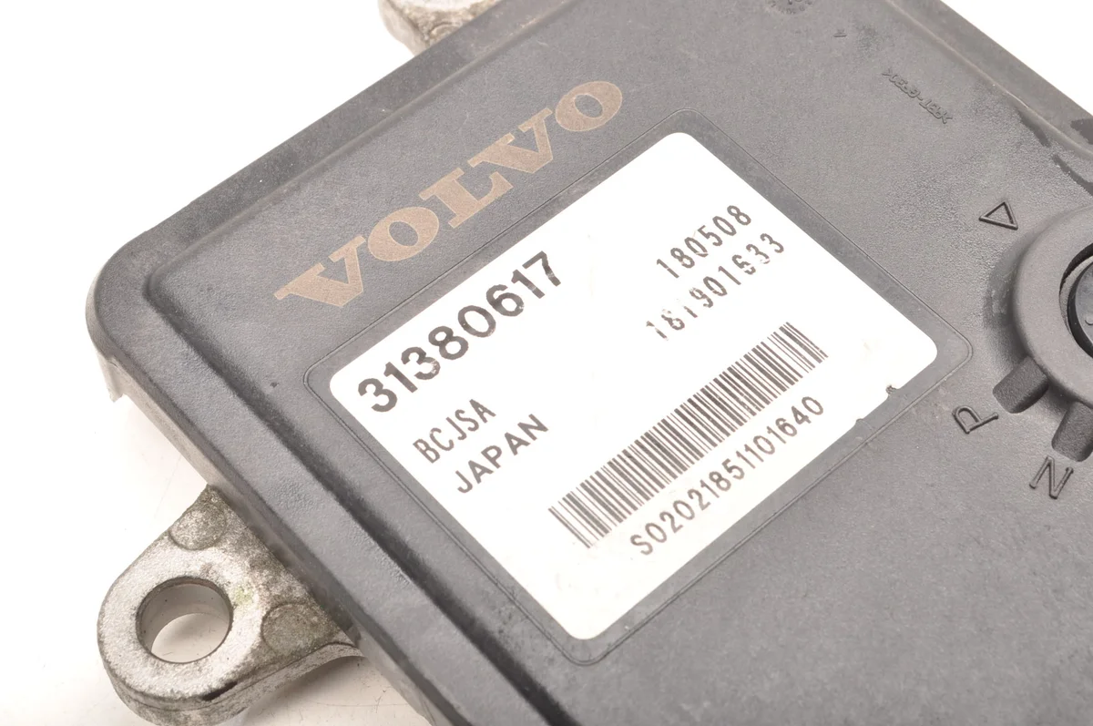 Volvo vaihteiston ohjainyksikkö 31380617