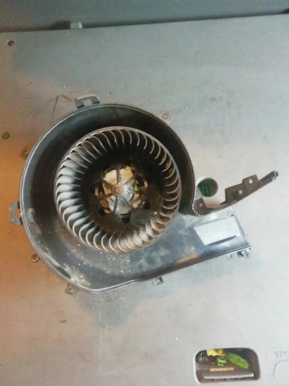 Radiateur chauffage OPEL SIGNUM 985852T