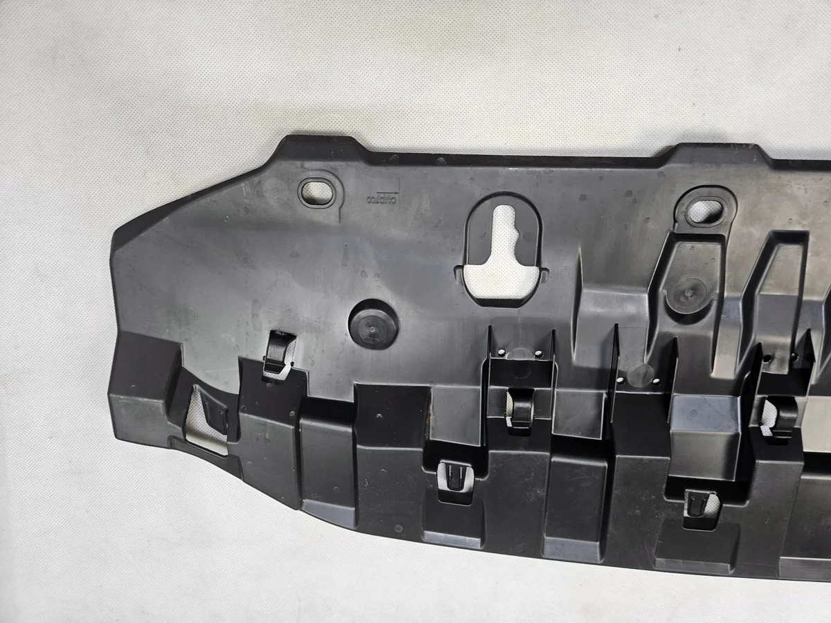 Spoiler sottoscocca Skoda Superb 3 3V0 image 8