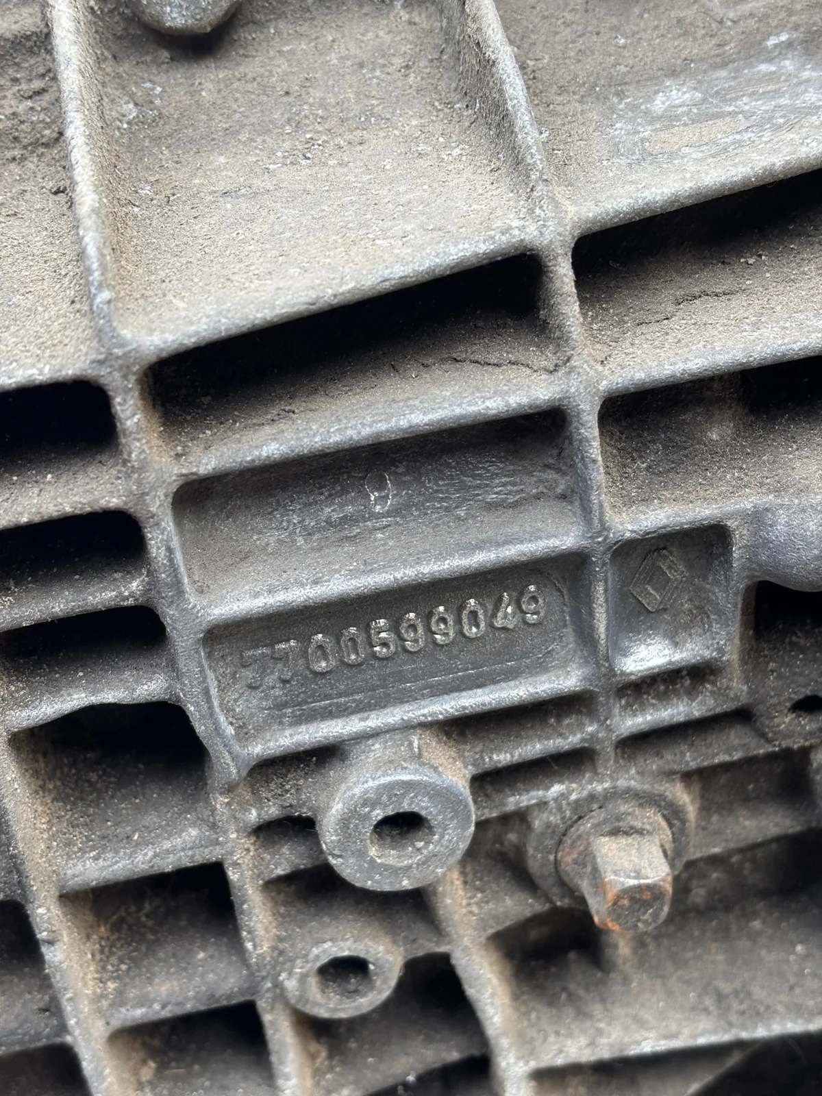 Boîte de vitesses Renault 18 1.6 7700599049 image 6