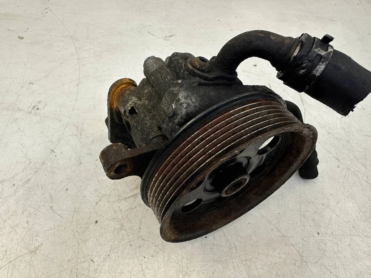 CHRYSLER 300C 3.0 05-10 ohjaustehostin image 8
