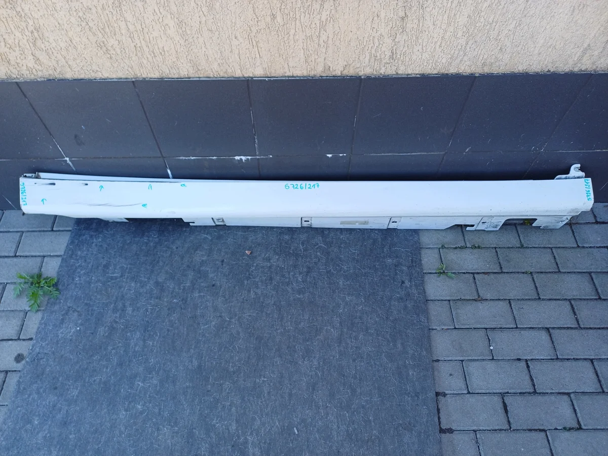BMW X1 F48 Listwa Progowa Prawa 8059870