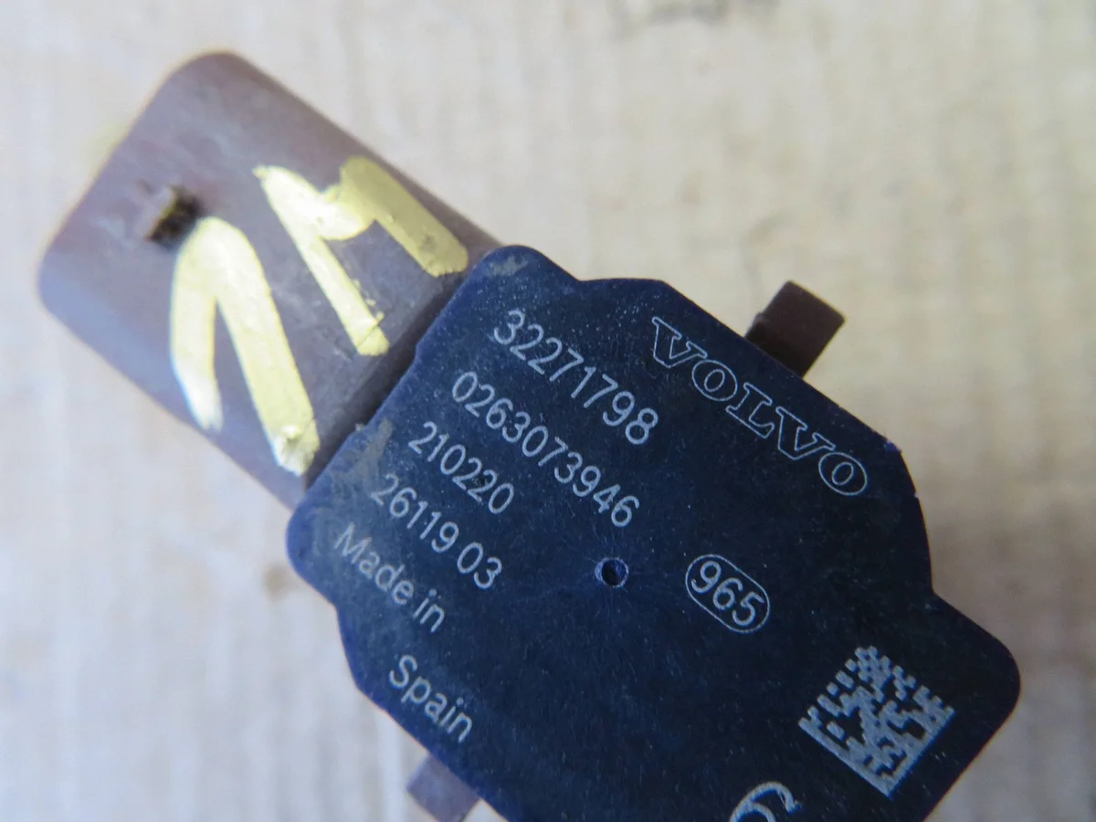 Volvo XC40 Sensor de Estacionamento 32271798 image 4