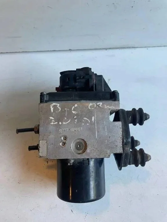 Pompa ABS VW Passat B5 3C0614109B image 3