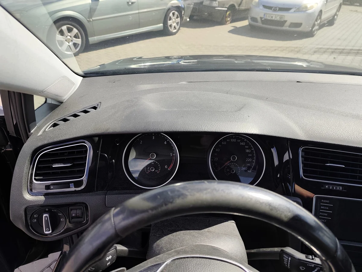 VW Golf VII Armaturenbrett Airbag Einheit image 7