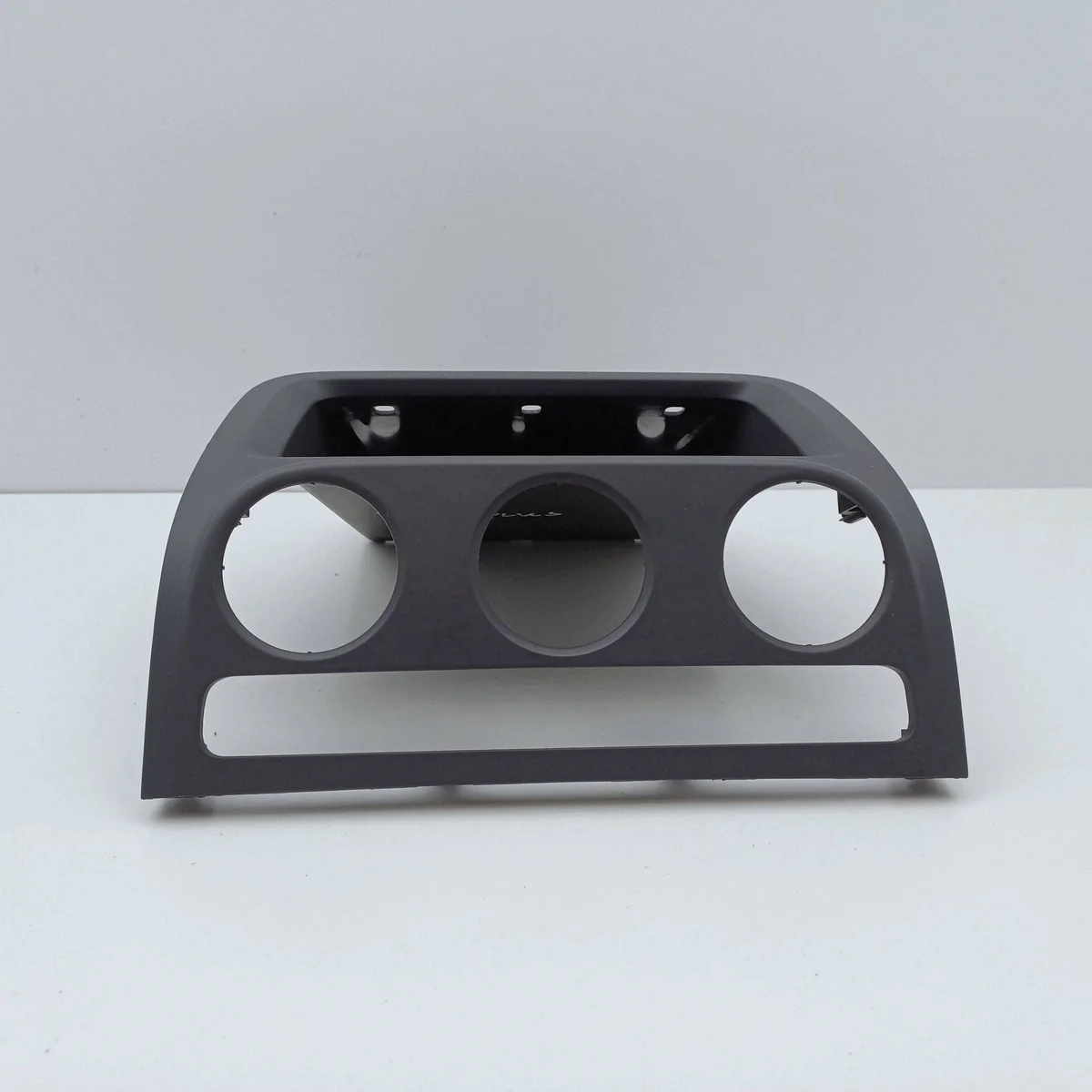 Ram för radio VW Golf V Plus