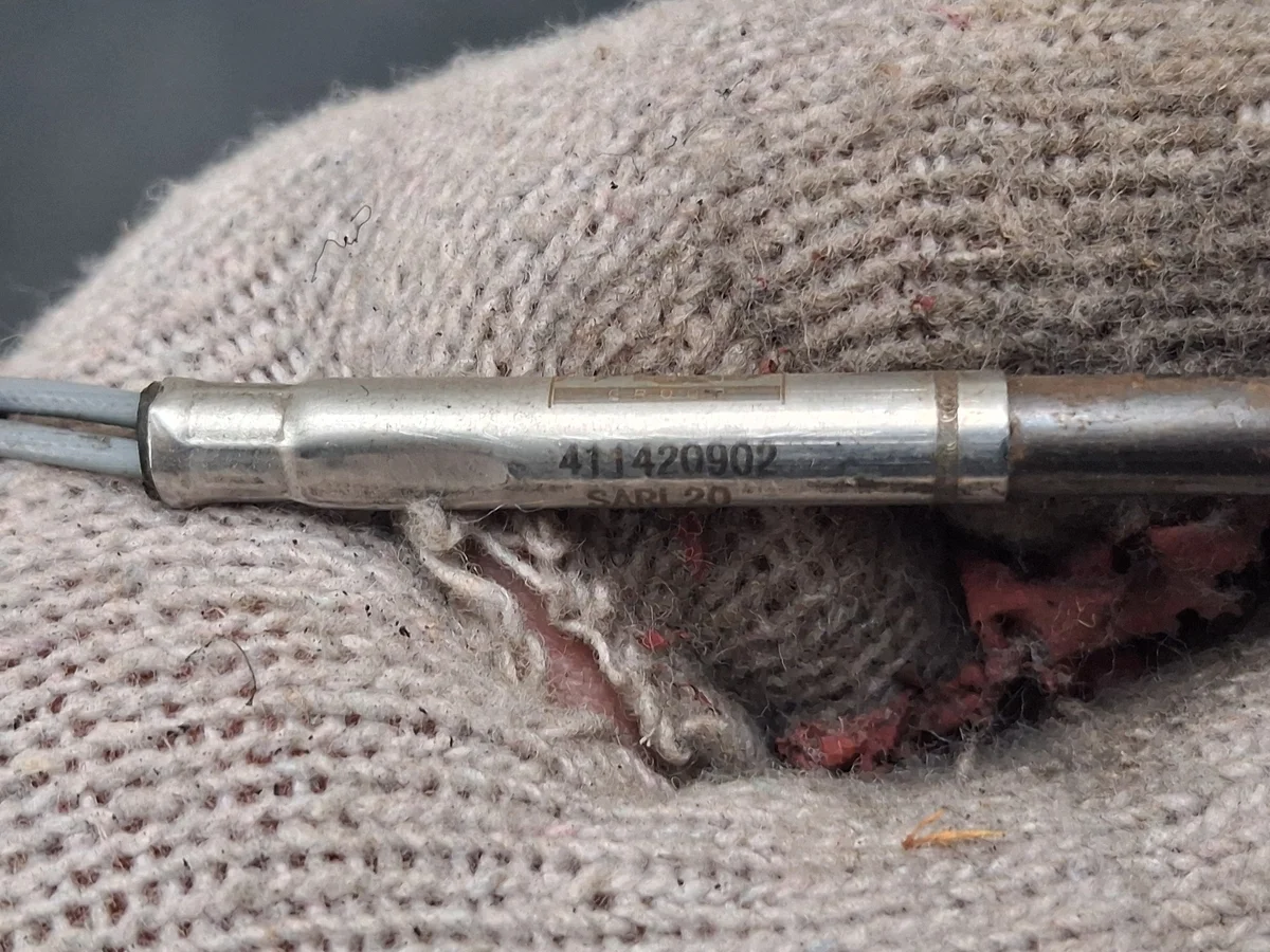 VW Golf V Plus Exhaust Gas Temp Sensor 411420902 image 4