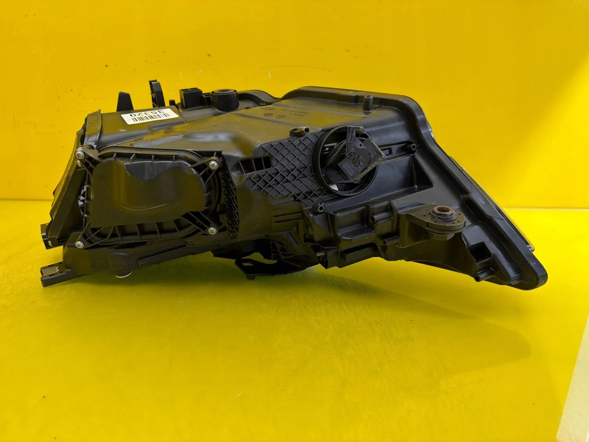 Right Headlight Audi A6 C8 4K0941036 image 10