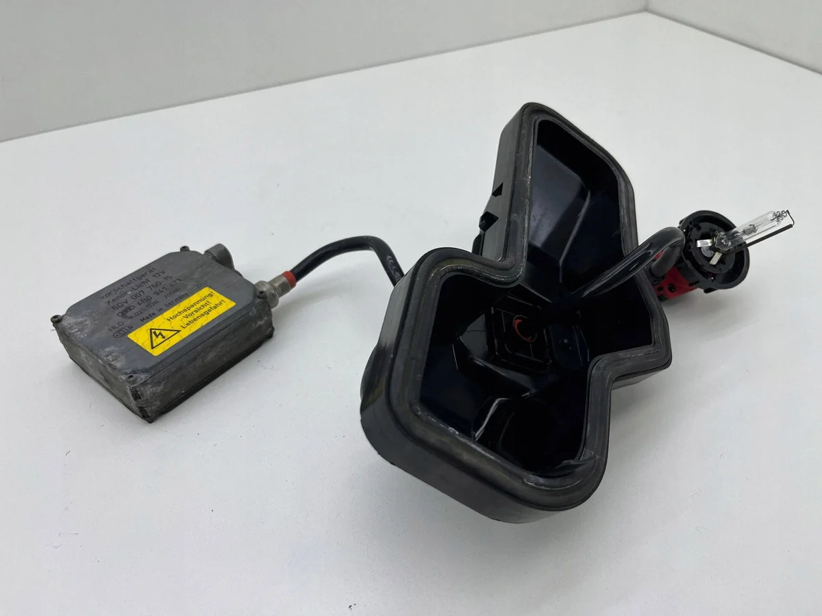 Module Xénon Audi A6 C5 Droit 4B0941471