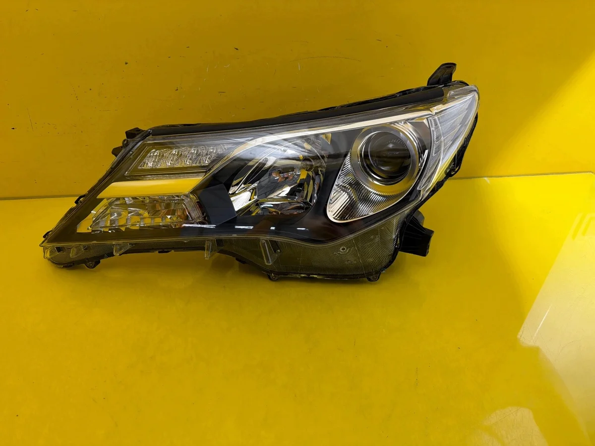 Linke Scheinwerfer Toyota RAV4 IV III 2013-2015 image 4