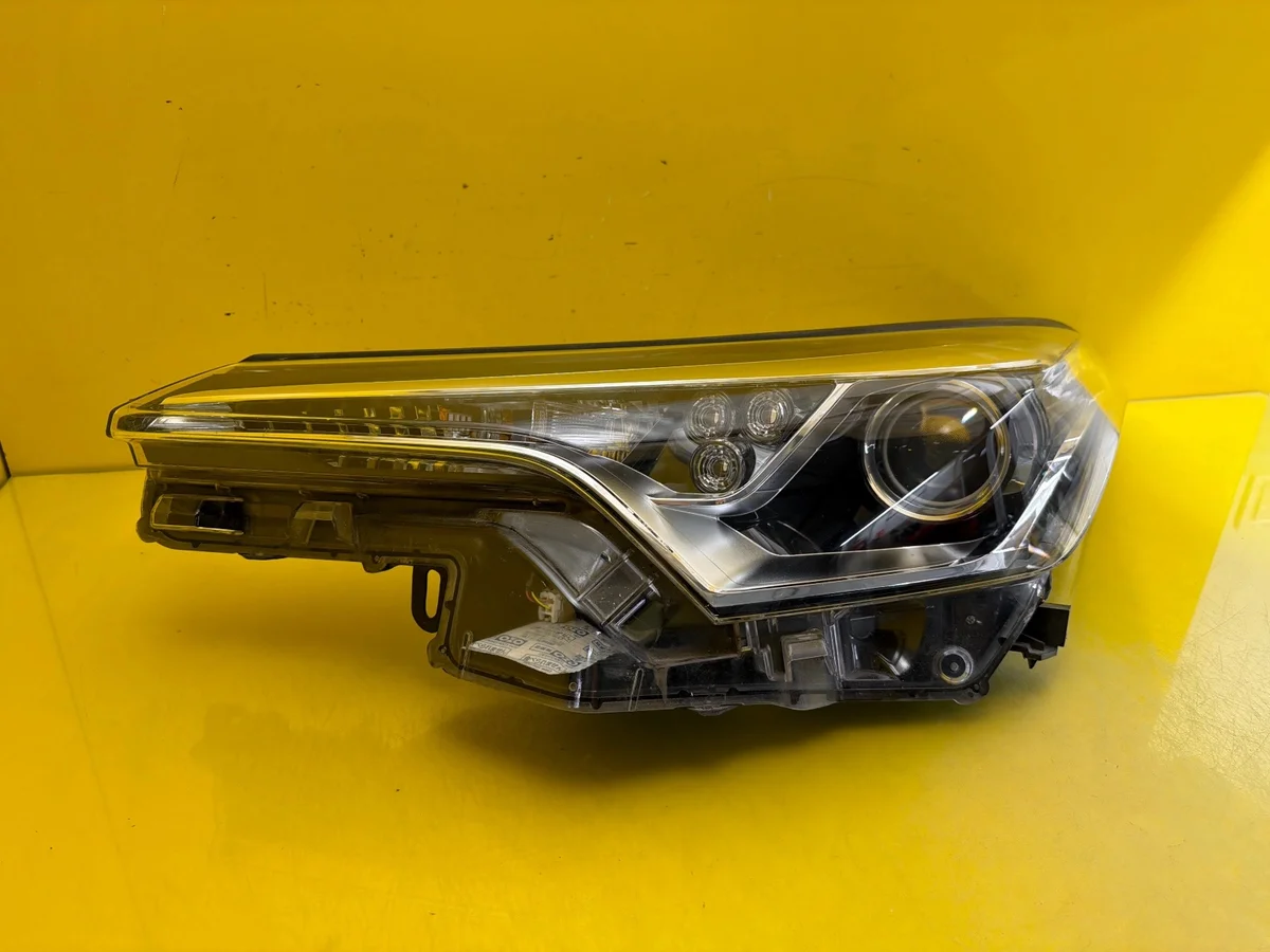 Farol Esquerdo Toyota CHR CH-R 81150-F4031 image 3