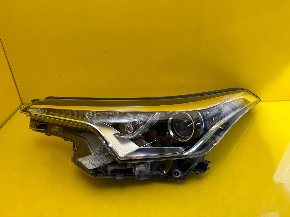 Farol Esquerdo Toyota CHR CH-R 81150-F4031 image 4
