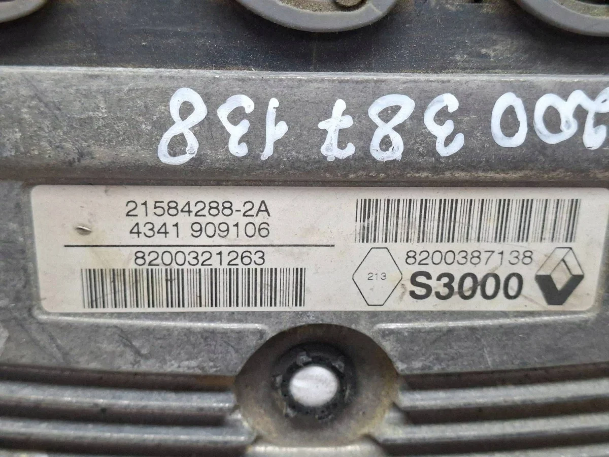 Unidad de control motor Renault 1.6 16V image 4
