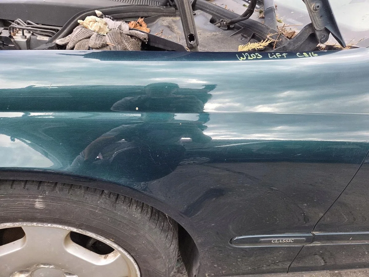 Ailes Avant Droite Mercedes W203 2004-2007 image 3